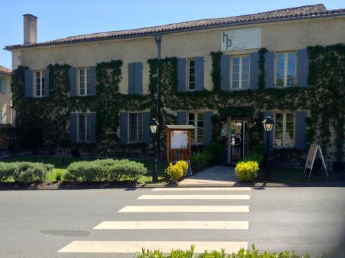 L'Hotel Du Perigord オーブテール・シュル・ドロンヌ エクステリア 写真